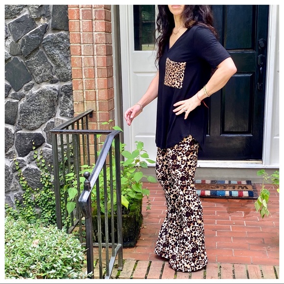 BLACK V NECK LEOPARD POCKET TUNIC TOP - Picture 14 of 14